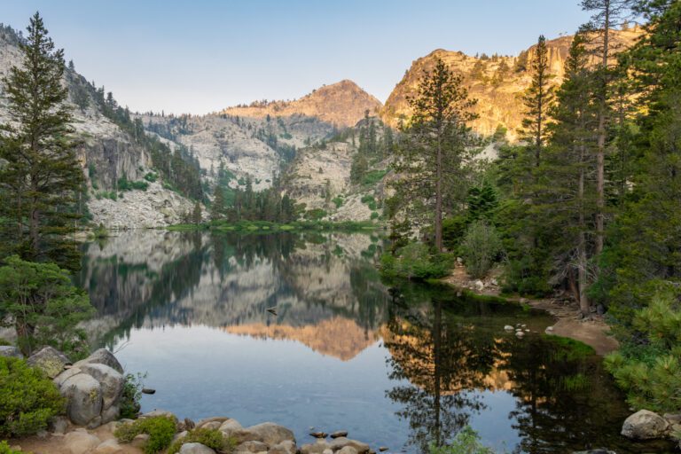 15 Outrageously Beautiful Hikes in Lake Tahoe, California
