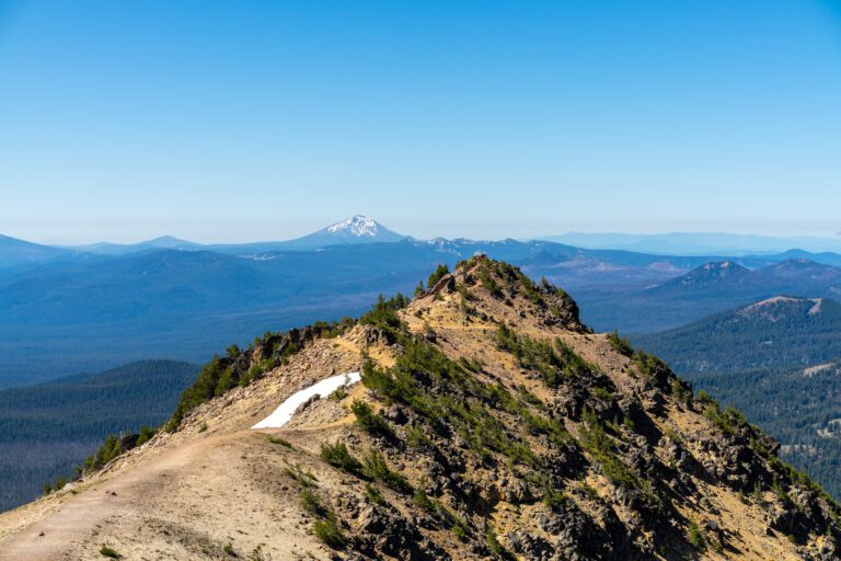 7 Incredible Hikes in Crater Lake National Park